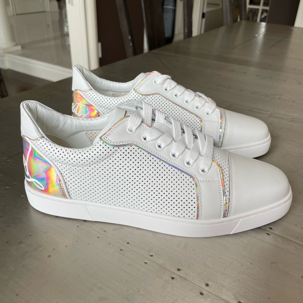 Christian louboutin fun vieira sneaker flat sz 42 white metallic logo trainers